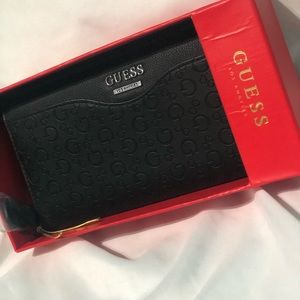 Guess Wallet Wristlet